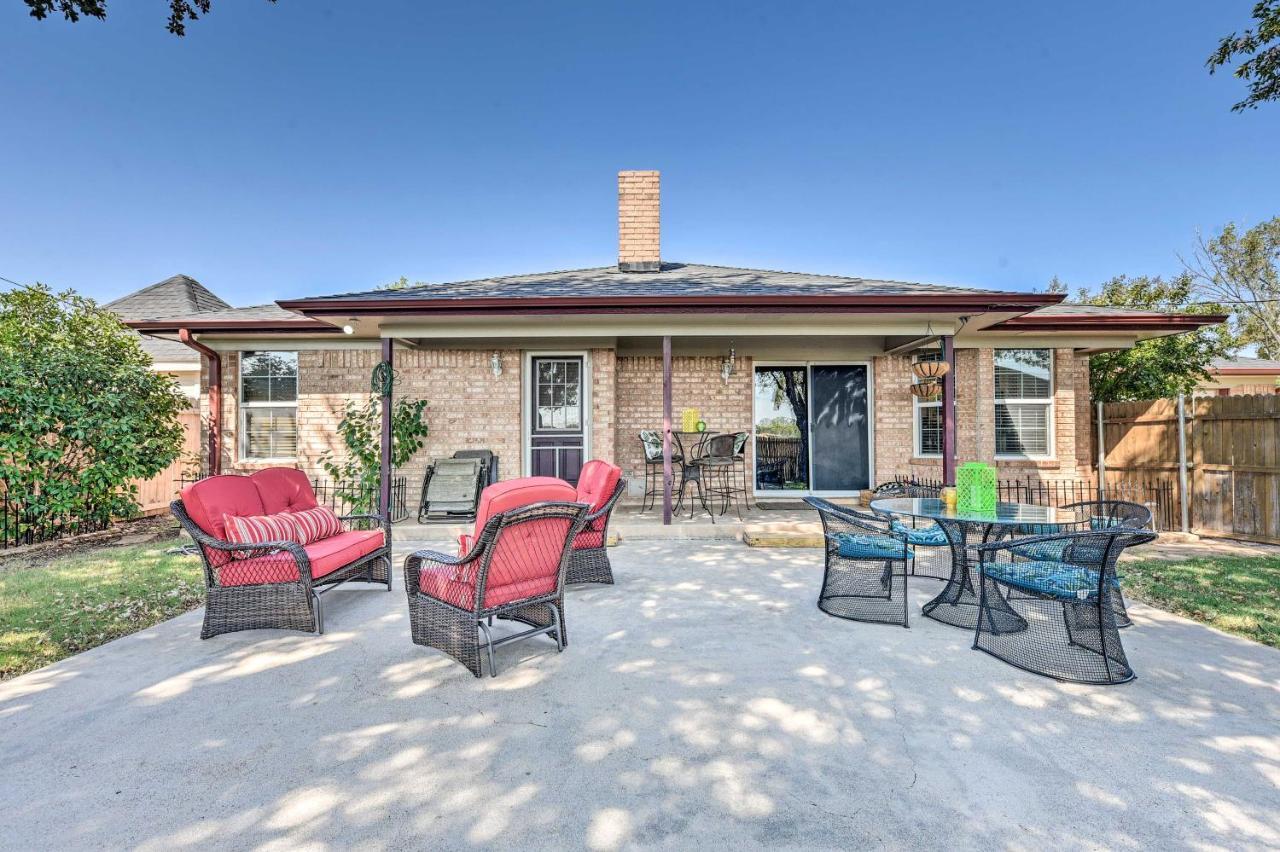 Abilene Home With Bbq And Pvt Yard, 1 Mi To Acu! Bagian luar foto